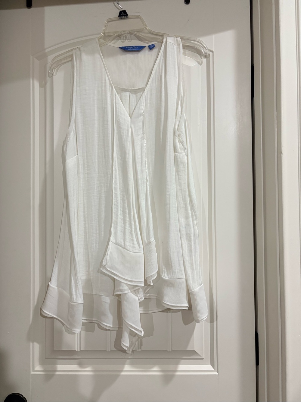 Simply Vera Vera Wang White Sleeveless Ruffle V-Neck Blouse